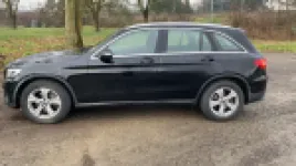 Mercedes GLC220 - Miniatura 4