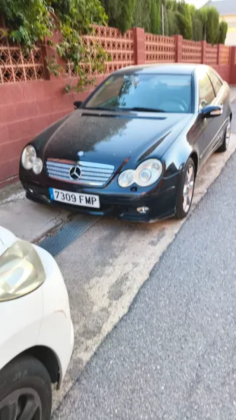 Vendo Mercedes Benz C 200 cdi - Immagine 1