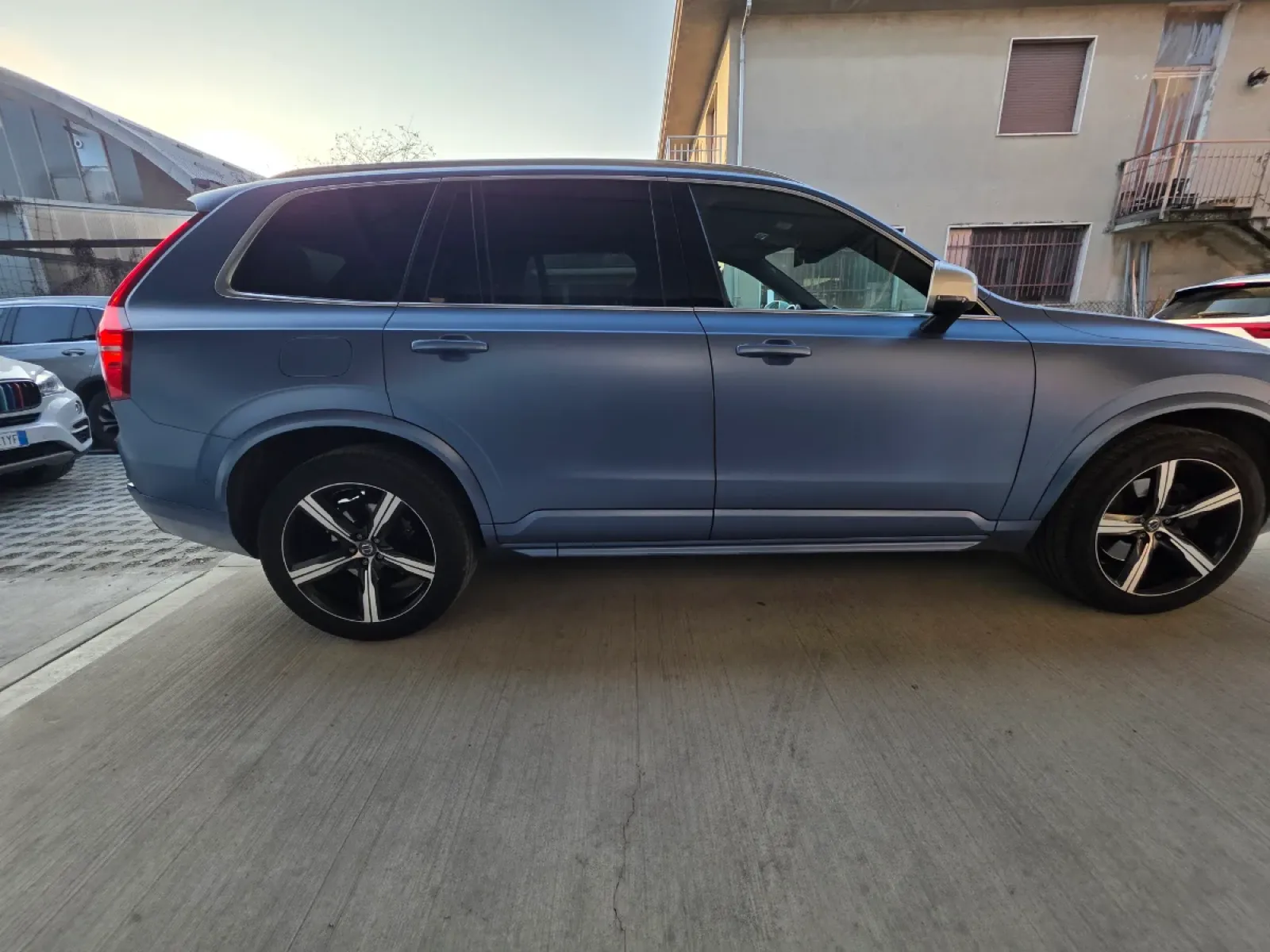 Volvo XC90 II R-Design 7 locuri 4x4 - Immagine 7